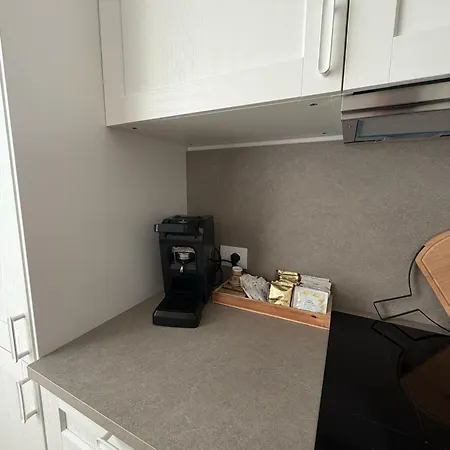 Mh Lippolis Apartment